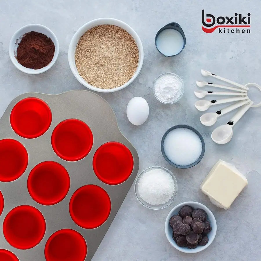 XMSJ 13 Piece Nonstick Silicone Bakeware Set With Cake Pan And Measuring Spoons