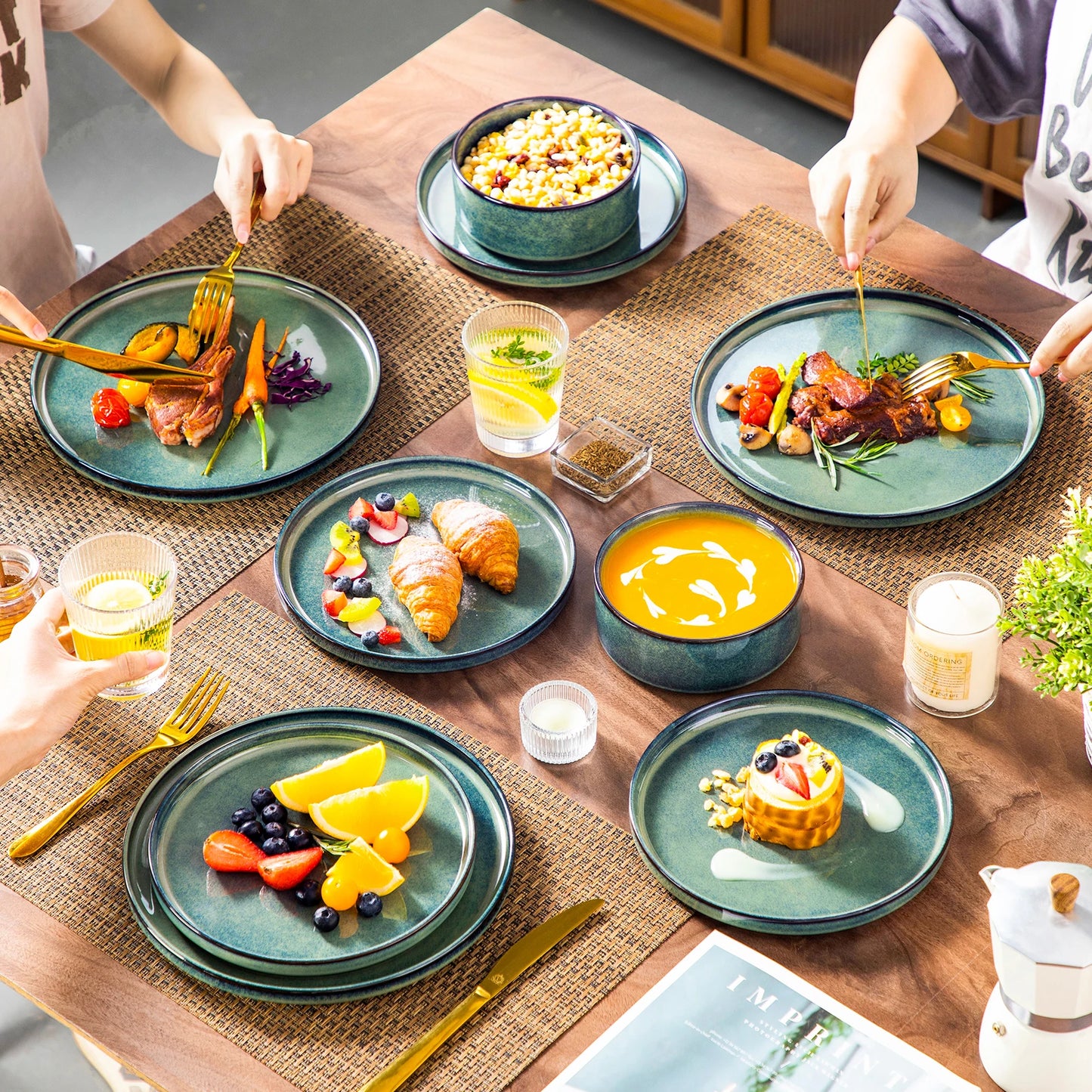 MALACASA Ceramic Dinnerware Set Reactive Glaze Vertical Edge